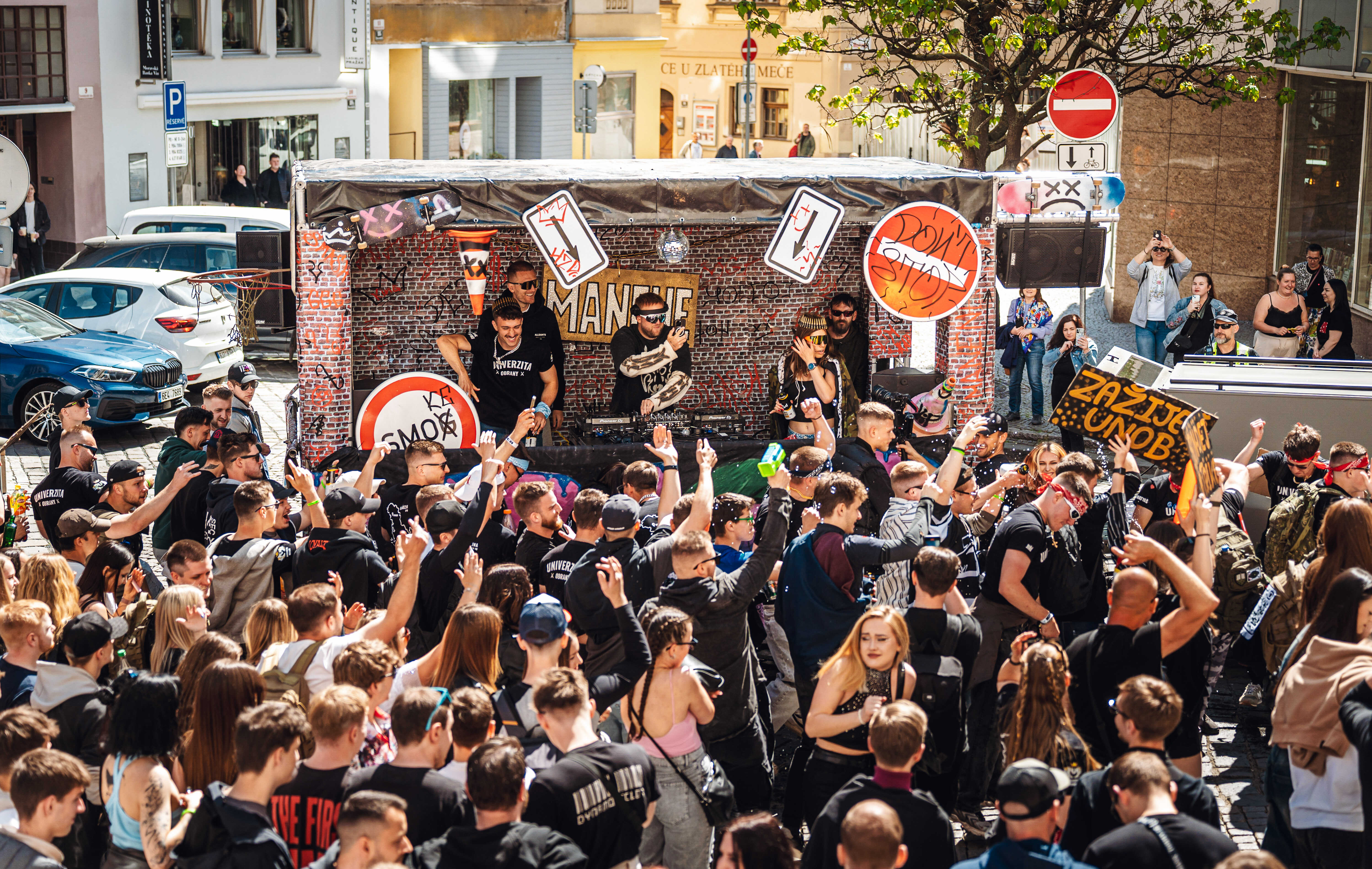 majales-brno-061_www_optimized.klapper.cz